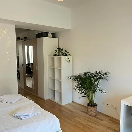 Lisbeth - Parking - Perfect Location Апартаменти Грац